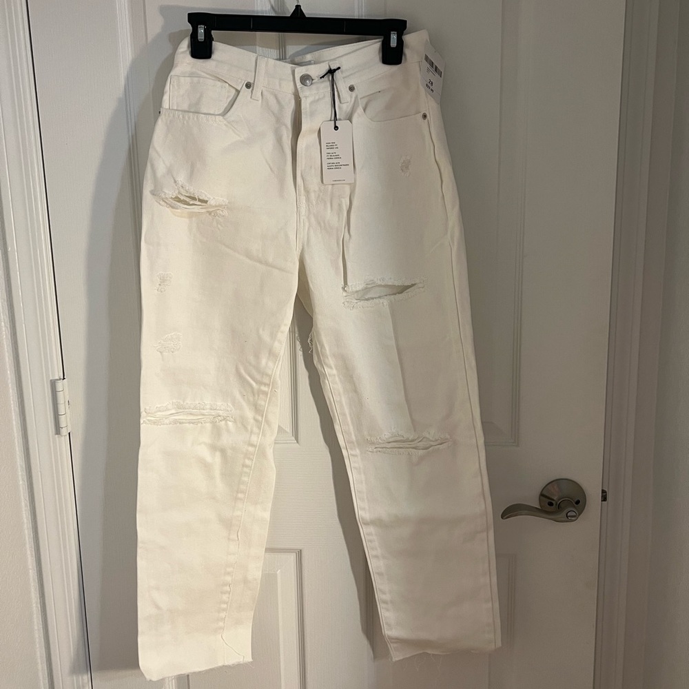 White ripped Forever 21 mom jeans